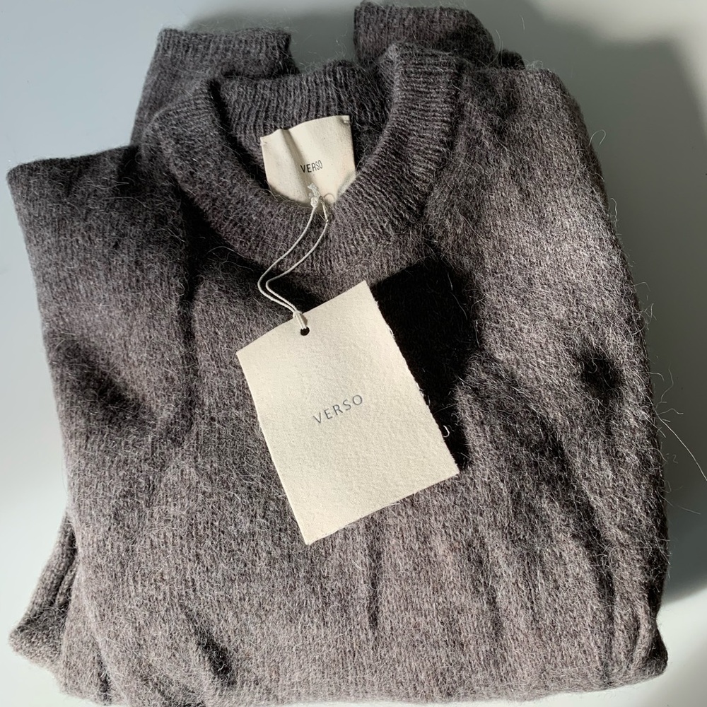 Verso Premium Wool Crewneck Sweater in Heather Gray